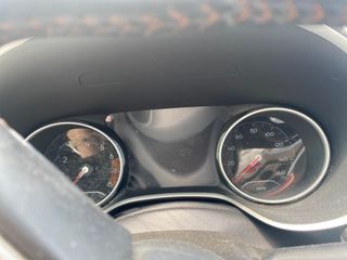 2018 Jeep Compass Latitude 4x4 - Interior Full Dashboard Image